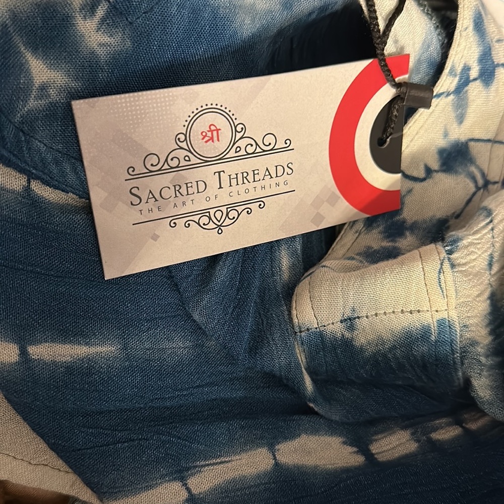 NWT. Lovely Blouse By Sacred Threads. BL/RD 7. 220183 - Picture 3 of 5